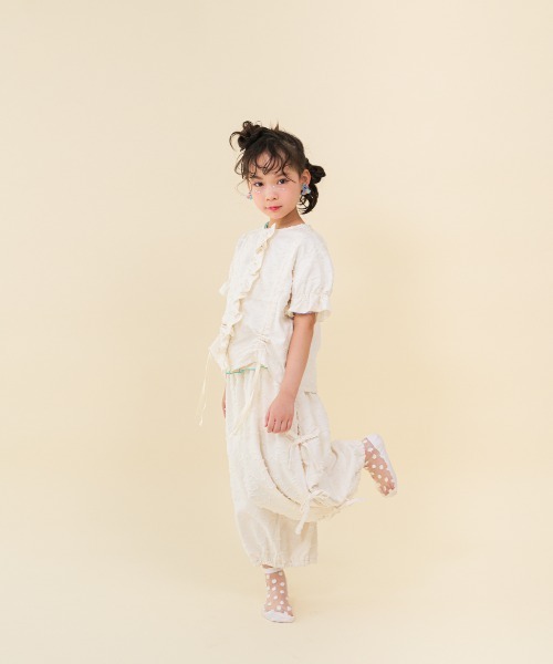 unica(ユニカ)の「ドロストフリルカーデブラウス(シャツ/ブラウス・キッズ・ブラック/オフホワイト/グリーン・M/L/XL/S)」の17枚目の写真