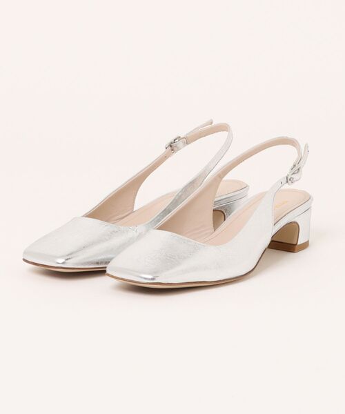inter-chaussures(インターショシュール)の「【INTER-CHAUSSURES】スクエアトウバックバンドパンプス(I51304)(パンプス・レディース・シルバー/ブラック/アイボリー・35/36/37/38/39)」の4枚目の写真