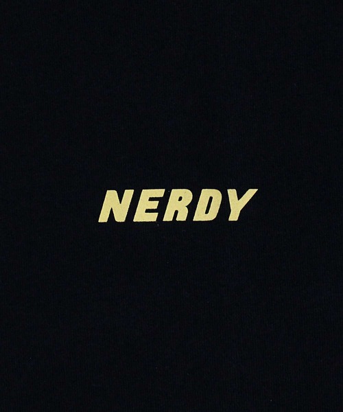 NERDY（ノルディ）の「NERDY エッセンシャル スウェットシャツ ESSENTIAL S/S SWEATSHIRT（スウェット・メンズ・ブラック/ホワイト/ライトパープル/ライトイエロー・S/M/L）」の13枚目の写真