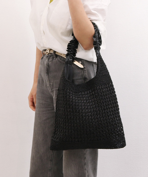 cache cache(カシュ カシュ)の「カシュカシュ cachecache / メタリックコードフリルハンドルトート(かごバッグ・レディース・ゴールド/シルバー/ブラック・FREE)」の1枚目の写真
