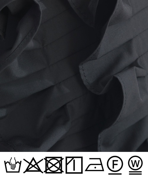 PICCIN PERLA（ピッチンペルラ）の「ラッフルフリルブラウス（シャツ/ブラウス・レディース・オフホワイト/ブラック・M）」の20枚目の写真