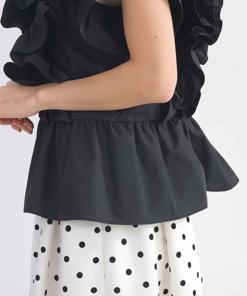 PICCIN PERLA（ピッチンペルラ）の「ラッフルフリルブラウス（シャツ/ブラウス・レディース・オフホワイト/ブラック・M）」の19枚目の写真