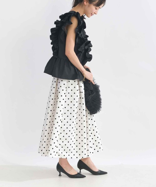 PICCIN PERLA（ピッチンペルラ）の「ラッフルフリルブラウス（シャツ/ブラウス・レディース・オフホワイト/ブラック・M）」の7枚目の写真