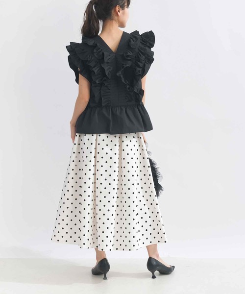 PICCIN PERLA（ピッチンペルラ）の「ラッフルフリルブラウス（シャツ/ブラウス・レディース・オフホワイト/ブラック・M）」の8枚目の写真