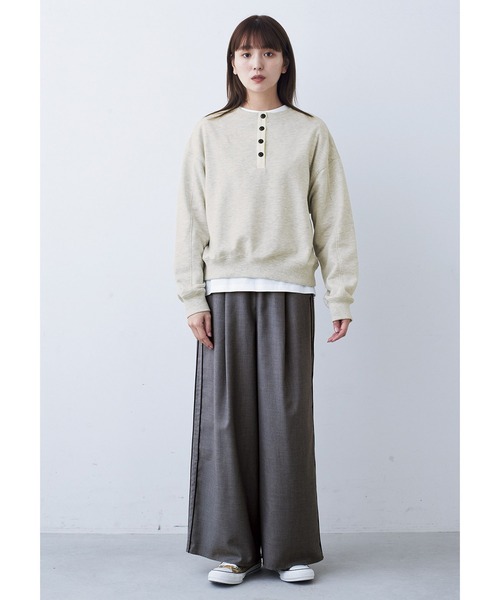MEDE19F(メデジュウキュウ)の「BRAND NEW MIX STYLE ヘンリーネックスウェット(スウェット・レディース・グレイッシュベージュ・3L/LL/L/M/S)」の7枚目の写真