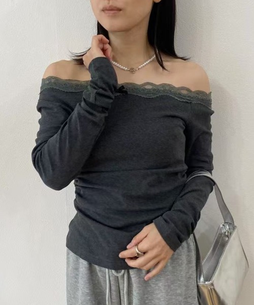 mebole（メボレ）の「レースステッチオフショルダートップス（Tシャツ/カットソー・レディース・ダークグレー/グレー/ブラック・FREE）」の11枚目の写真