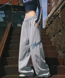 Lilamusant（リラミュゾン）の「【Un】【it】【Lilamusant(リラミュゾン)】エンブロイダリーワイドスウェット ロゴ 刺繍 韓国ストリート Y2K（スウェットパンツ）」