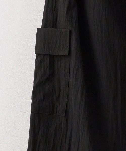 ROOPTOKYO(ループトウキョウ)の「Lace Layered Wide Cargo Pants / レースレイヤード風ワイドカーゴパンツ 秋物 秋服 2026年秋冬(その他パンツ・レディース・ネイビー/ブラック/カーキ・FREE)」の11枚目の写真