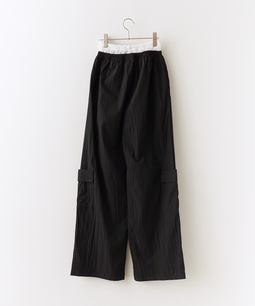 ROOPTOKYO(ループトウキョウ)の「Lace Layered Wide Cargo Pants / レースレイヤード風ワイドカーゴパンツ 秋物 秋服 2026年秋冬(その他パンツ・レディース・ネイビー/ブラック/カーキ・FREE)」の5枚目の写真