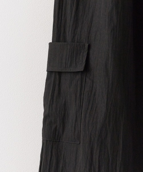 ROOPTOKYO(ループトウキョウ)の「Lace Layered Wide Cargo Pants / レースレイヤード風ワイドカーゴパンツ 秋物 秋服 2026年秋冬(その他パンツ・レディース・ネイビー/ブラック/カーキ・FREE)」の9枚目の写真