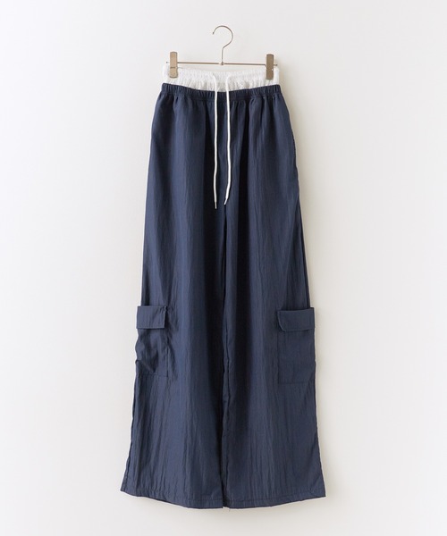 ROOPTOKYO(ループトウキョウ)の「Lace Layered Wide Cargo Pants / レースレイヤード風ワイドカーゴパンツ 秋物 秋服 2026年秋冬(その他パンツ・レディース・ネイビー/ブラック/カーキ・FREE)」の13枚目の写真