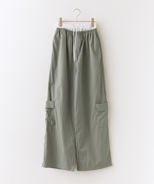 ROOPTOKYO(ループトウキョウ)の「Lace Layered Wide Cargo Pants / レースレイヤード風ワイドカーゴパンツ 秋物 秋服 2026年秋冬(その他パンツ・レディース・ネイビー/ブラック/カーキ・FREE)」の14枚目の写真