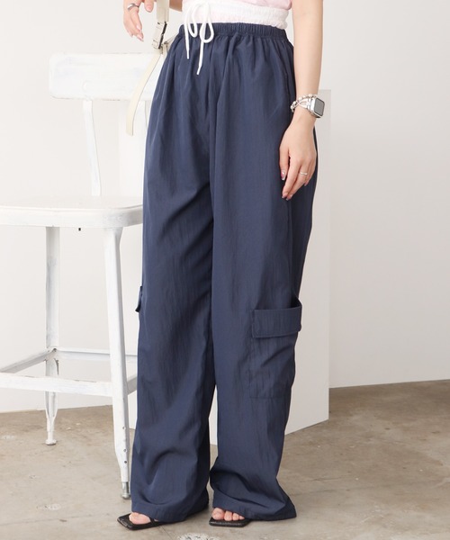 ROOPTOKYO(ループトウキョウ)の「Lace Layered Wide Cargo Pants / レースレイヤード風ワイドカーゴパンツ 秋物 秋服 2026年秋冬(その他パンツ・レディース・ネイビー/ブラック/カーキ・FREE)」の21枚目の写真