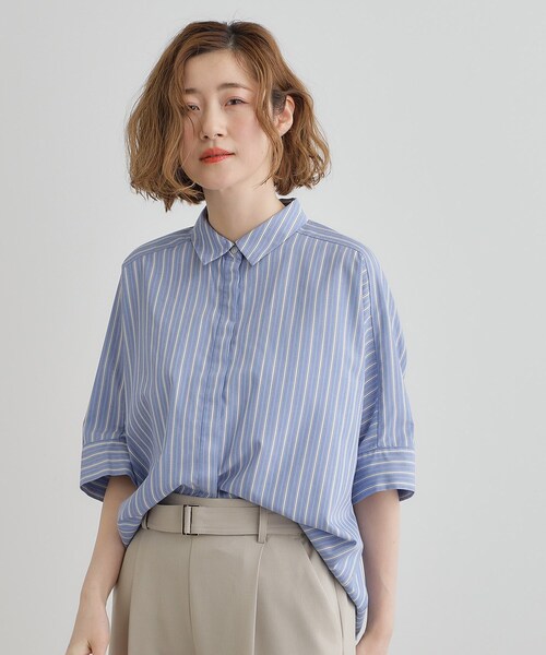 grove(グローブ)の「【夏に嬉しい機能付き】ドルマンクロップドシャツ(シャツ/ブラウス・レディース・オフホワイト/ネイビー/ブルー系2/ネイビー系2/ホワイト系5・03/02/01/04/05)」の22枚目の写真