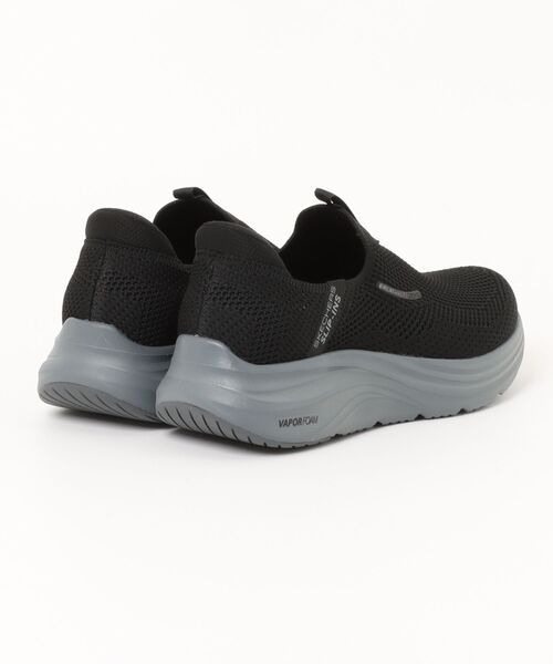 SKECHERS（スケッチャーズ）の「SKECHERS スケッチャーズ SLIP-INS スリップインズ VAPOR FOAM-VOLANN(ベーパーフォームボラン) 233059（スニーカー・メンズ・ライトグレー/ブラック系その他・24.5cm/25.0cm/25.5cm/26.0cm/26.5cm/27.0cm/27.5cm/28.0cm/28.5cm/29.0cm/30.0cm）」の3枚目の写真