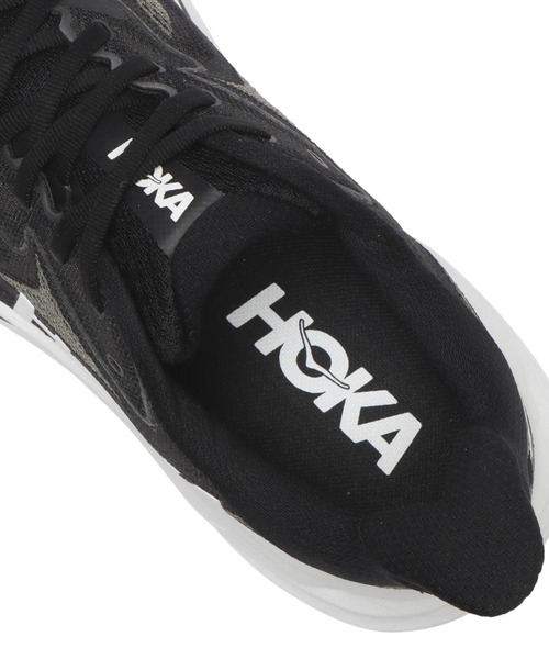 HOKA(ホカ)の「CLIFTON 10 1162030-BWHT(スニーカー・メンズ・ブラック・26.0cm/26.5cm/27.0cm/27.5cm/28.0cm/28.5cm/29.0cm/25.5cm/25.0cm/30.0cm)」の6枚目の写真