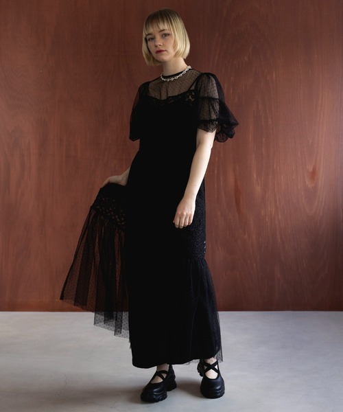 MAISON BREEZE reveur(メゾンブリーズレヴール)の「【MAISON BREEZE reveur】Flower embroidery dot tulle switching dress one-piece(ワンピース・レディース・ブラック/アイボリー・FREE)」の6枚目の写真
