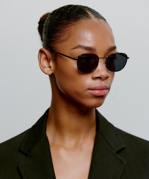 A.Kjaerbede（エキアビド）の「HELLO（サングラス・レディース・ブラック/ゴールド/ローズ系/ブラック系・ONE SIZE）」の10枚目の写真