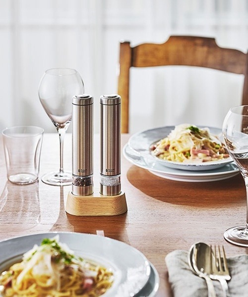 GEORGE'S（ジョージズ）の「Russel Hobbs 電動ミル ソルト＆ペッパー ミニセット シルバー NEWモデル（キッチンツール・レディース・その他4・FREE）」の6枚目の写真
