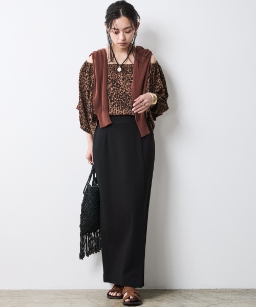 CHIC STYLE(シックスタイル)の「レオパードプリントブラウス<大きいサイズ有>シックスタイル(シャツ/ブラウス・レディース・グレー系/ブラウン系・5L/4L/3L/LL/L/M)」の10枚目の写真