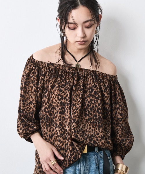 CHIC STYLE(シックスタイル)の「レオパードプリントブラウス<大きいサイズ有>シックスタイル(シャツ/ブラウス・レディース・グレー系/ブラウン系・5L/4L/3L/LL/L/M)」の22枚目の写真