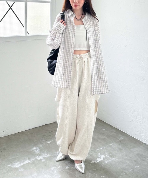 archives（アルシーヴ）の「サイドカットアウトスウェットパンツ（スウェットパンツ・レディース・オートミール/グレー・MEDIUM）」の12枚目の写真