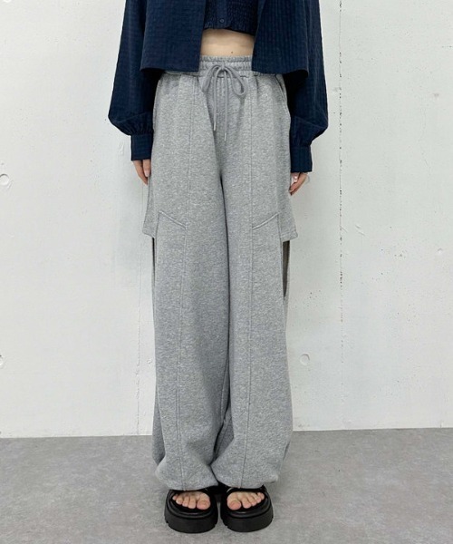 archives（アルシーヴ）の「サイドカットアウトスウェットパンツ（スウェットパンツ・レディース・オートミール/グレー・MEDIUM）」の14枚目の写真