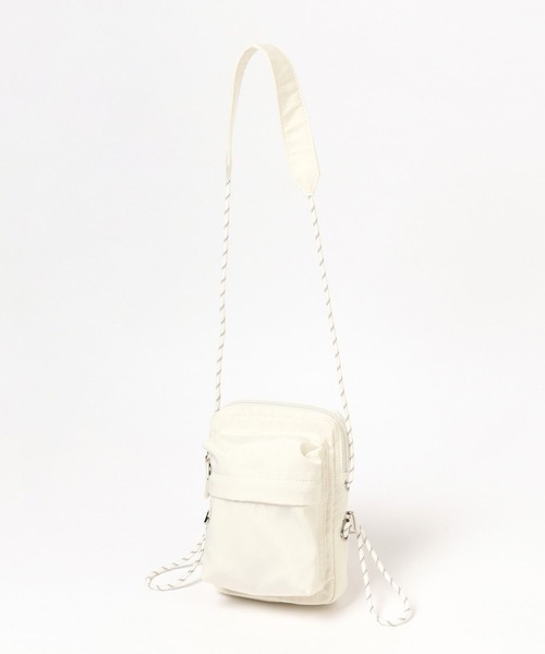 GLOBAL WORK（グローバルワーク）の「撥水軽量ポシェットショルダー/319595（ショルダーバッグ・レディース・ピンク/レオパード/シルバー/パープル/アイボリー/ブラック/ブラック系その他・ONE SIZE）」の13枚目の写真