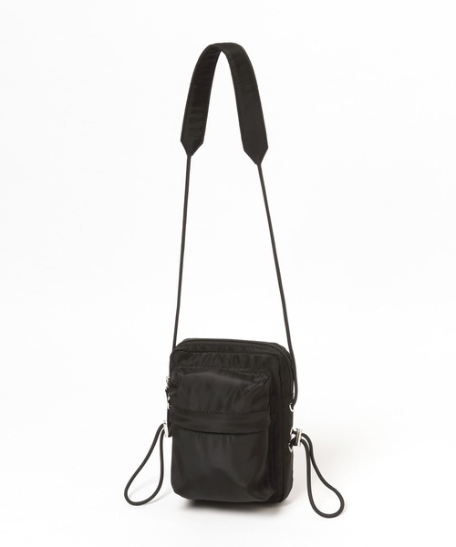 GLOBAL WORK（グローバルワーク）の「撥水軽量ポシェットショルダー/319595（ショルダーバッグ・レディース・ピンク/レオパード/シルバー/パープル/アイボリー/ブラック/ブラック系その他・ONE SIZE）」の14枚目の写真