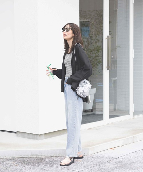 GLOBAL WORK（グローバルワーク）の「撥水軽量ポシェットショルダー/319595（ショルダーバッグ・レディース・ピンク/レオパード/シルバー/パープル/アイボリー/ブラック/ブラック系その他・ONE SIZE）」の9枚目の写真