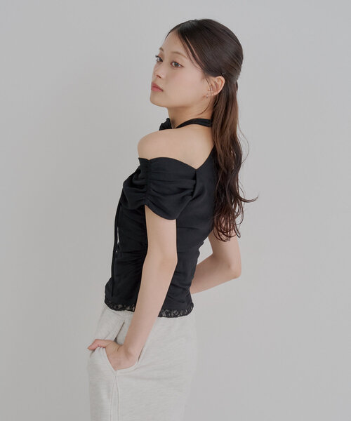 Chico（チコ）の「【5色展開】ローズチョーカー付ワンショル裾レースT（Tシャツ/カットソー・レディース・ブルー/ネイビー/ホワイト/ピンク/ブラック・FREE）」の18枚目の写真