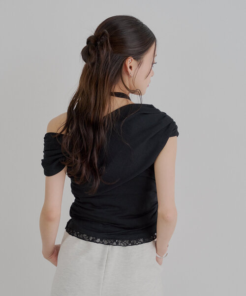 Chico（チコ）の「【5色展開】ローズチョーカー付ワンショル裾レースT（Tシャツ/カットソー・レディース・ブルー/ネイビー/ホワイト/ピンク/ブラック・FREE）」の17枚目の写真