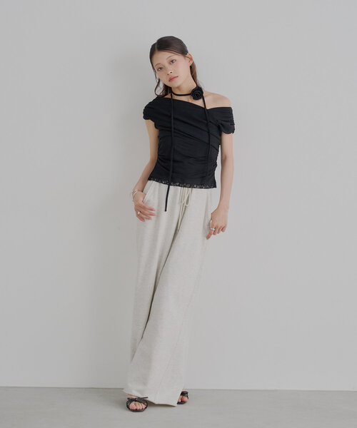 Chico（チコ）の「【5色展開】ローズチョーカー付ワンショル裾レースT（Tシャツ/カットソー・レディース・ブルー/ネイビー/ホワイト/ピンク/ブラック・FREE）」の16枚目の写真