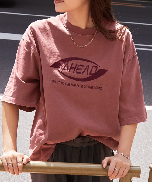 MONO-MART(モノマート)の「ヴィンテージライク ピグメント デザインロゴ刺繍オーバーサイズ半袖Tシャツ(Tシャツ/カットソー・レディース・ブラック/ブラック系/ネイビー/レッド/ブラウン・L/M)」の5枚目の写真