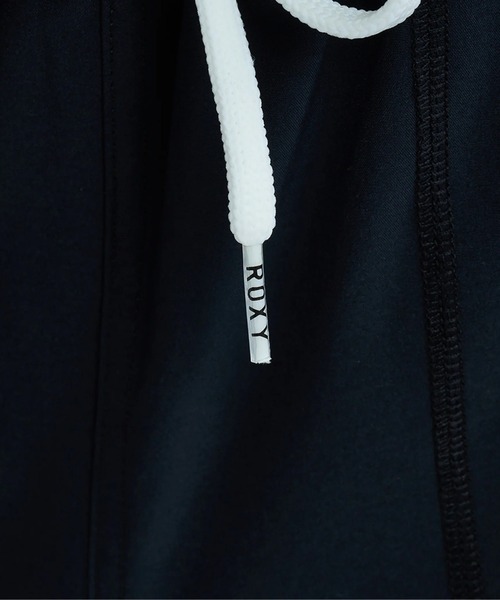 ROXY（ロキシー）の「HORIZONTAL LINE /ロキシー水陸両用ウエストゴムボードショーツ・バギーショーツ（水着）（水着・レディース・ベージュ/ブラック・SMALL/MEDIUM/LARGE）」の6枚目の写真