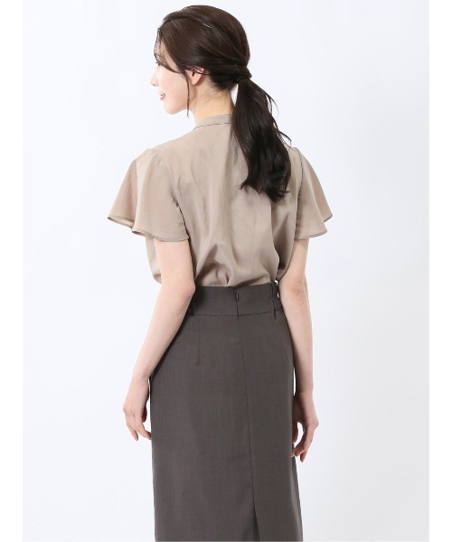 m.f.editorial（エムエフエディトリアル）の「【吸水速乾 抗菌防臭】m.f.エディトリアル レディース バンドカラー フレアスリー ブ 比翼 ブラウス（シャツ/ブラウス・レディース・ベージュ/ネイビー/レンガ・MEDIUM/LARGE）」の17枚目の写真