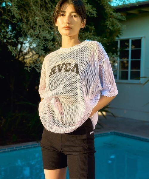 RVCA(ルーカ)の「RVCA レディース ARCH RVCA MESH TEE Tシャツ 【2025年夏モデル】/ルーカロゴメッシュ半袖Tシャツ(Tシャツ/カットソー・レディース・ホワイト/ブラック・SMALL/MEDIUM)」の1枚目の写真