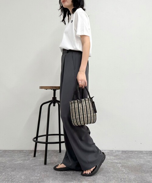 fredy emue（フレディエミュ）の「ハートFR刺繍ヘンリーTシャツ（Tシャツ/カットソー・レディース・オフホワイト/ホワイト系その他/ブルー系その他/ネイビー・38）」の12枚目の写真