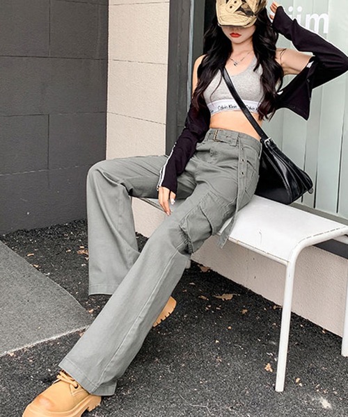 Lace Ladies(レースレディース)の「ハトメ ベルト付き ハイウエスト フレア カーゴパンツ(カーゴパンツ・レディース・アイボリー/グレー・XS/S/M/L/XL)」の10枚目の写真