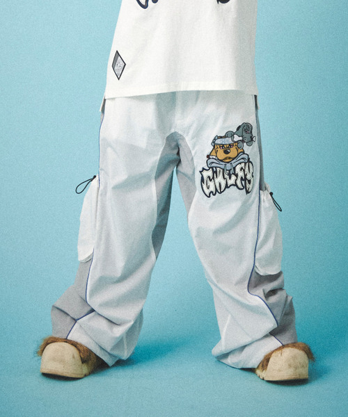 GALFY（ガルフィー）の「『GALFY/ガルフィー』病みに争いしサイバーパンツ【Z】【Z】（その他パンツ・レディース・オフホワイト/グレー/ブラック・XL/L）」の4枚目の写真