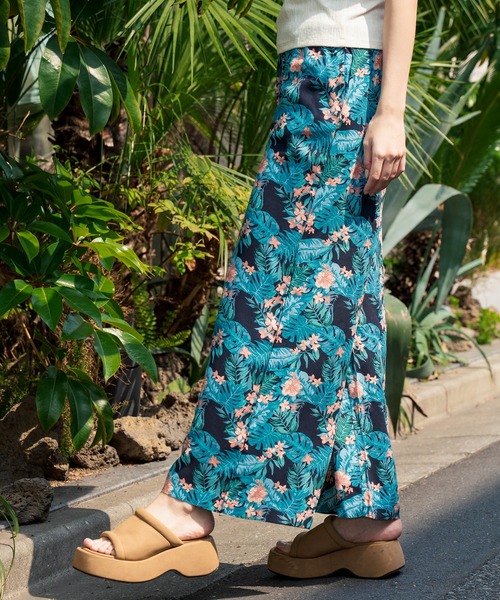 anap mimpi（アナップミンピ）の「ボタニカル柄 レーヨン ワイド パンツ【セットアップ着用可（その他パンツ・レディース・ブラック/グリーン・FREE）」の3枚目の写真