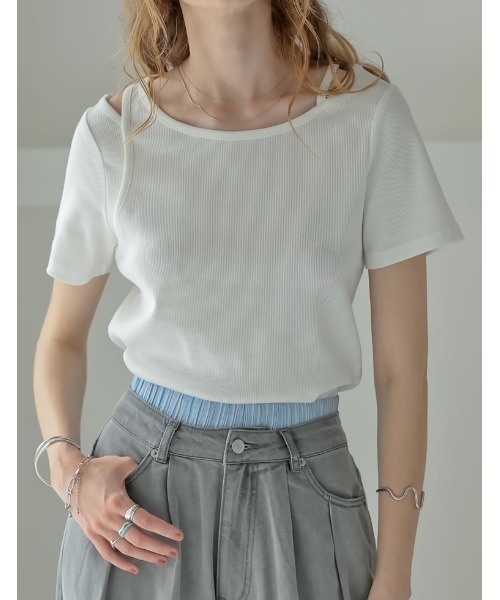 Re:EDIT(リエディ)の「スムースカットソーレーヤード風アシンメトリー半袖Tシャツ(Tシャツ/カットソー・レディース・ホワイト/ブラック/グレー/ブラウン・LARGE/MEDIUM)」の2枚目の写真