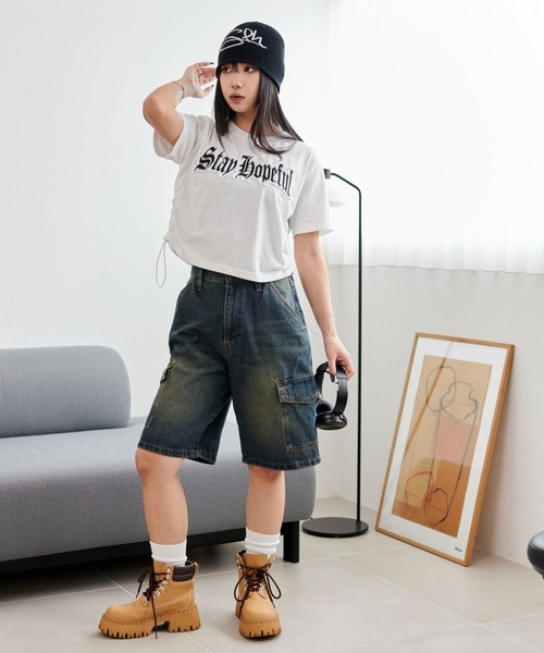 WEGO(ウィゴー)の「WEGO/グラフィックサイドドロストショートT(Tシャツ/カットソー・レディース・ホワイト/ブラック・FREE)」の11枚目の写真