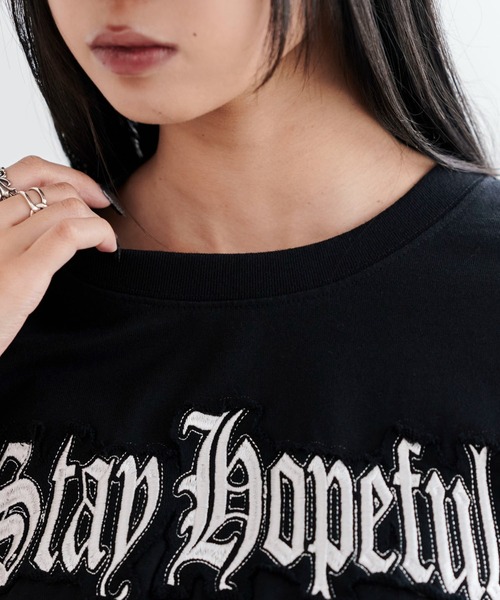 WEGO(ウィゴー)の「WEGO/グラフィックサイドドロストショートT(Tシャツ/カットソー・レディース・ホワイト/ブラック・FREE)」の5枚目の写真