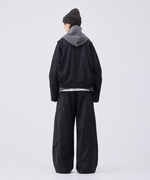 Wide straight curve tuck trousers /ワイドストレートカーブタック