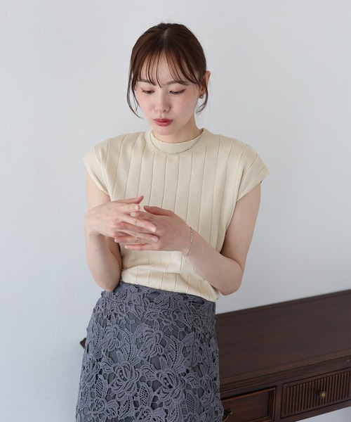 BLUEEAST（ブルーイースト）の「フレンチワイドリブニット（ニット/セーター・レディース・ピンク/グレー/ブラック/ベージュ・MEDIUM）」の8枚目の写真