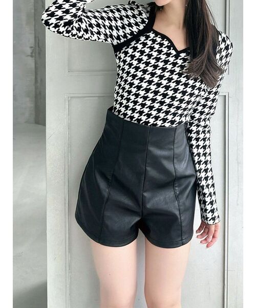 RESEXXY（リゼクシー）の「ハイウエストショートパンツ（その他パンツ・レディース・チャコールグレー/ブラック/ベージュ・FREE）」の5枚目の写真