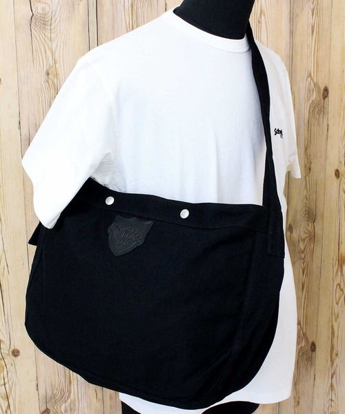 schott（ショット）の「NEWSPAPER BAG（ショルダーバッグ・メンズ・キナリ/ブラック・FREE）」の14枚目の写真
