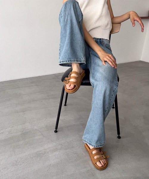 CANAL JEAN(キャナルジーン)の「El mar トリプルベルトサンダル(サンダル・レディース・ブラック/ダークブラウン/キャメル・23.5/24/24.5)」の3枚目の写真