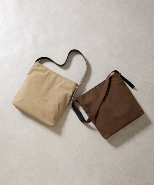 COLONY 2139（コロニートゥーワンスリーナイン）の「スエードライクワンショルダーバッグ（ショルダーバッグ・レディース・ブラウン/ベージュ・FREE）」の15枚目の写真